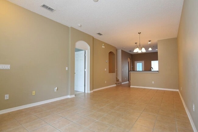 Building Photo - AVALON PARK 3br 3ba townhouse in Northwest...