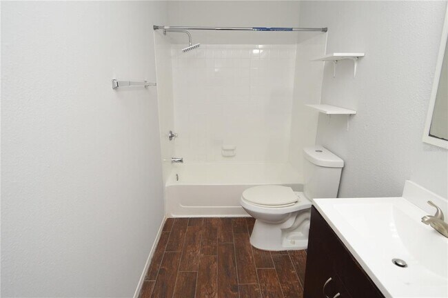 Building Photo - 8645 Fancy Finch Dr