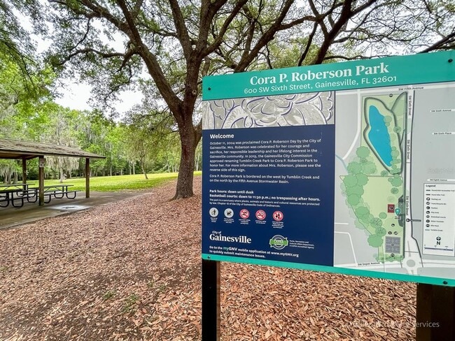 Building Photo - 1015 SW 9th St