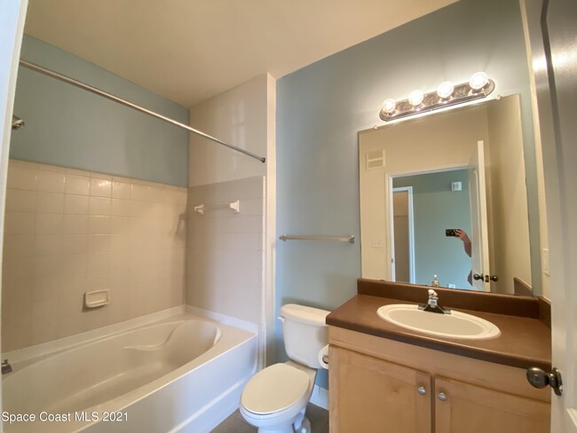 Building Photo - 6421 Borasco Dr