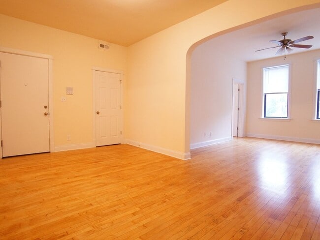 Building Photo - 2651 N Milwaukee Ave