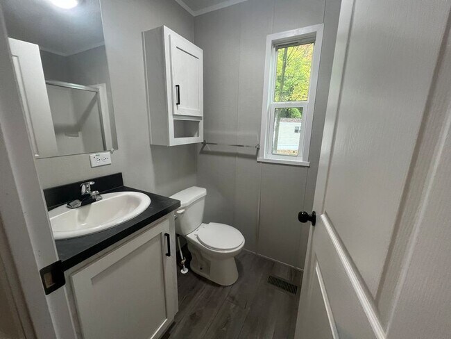 Building Photo - 2394 E Birch Dr