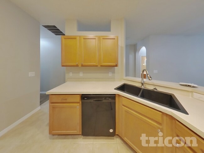 Building Photo - 502 Azalea Bloom Dr