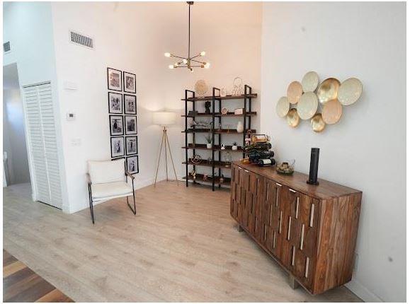 Building Photo - 1108 Congressional Way