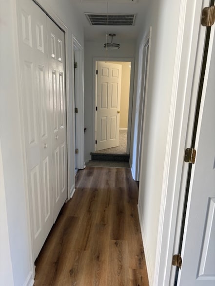 Building Photo - 8 Kilbreth Ave