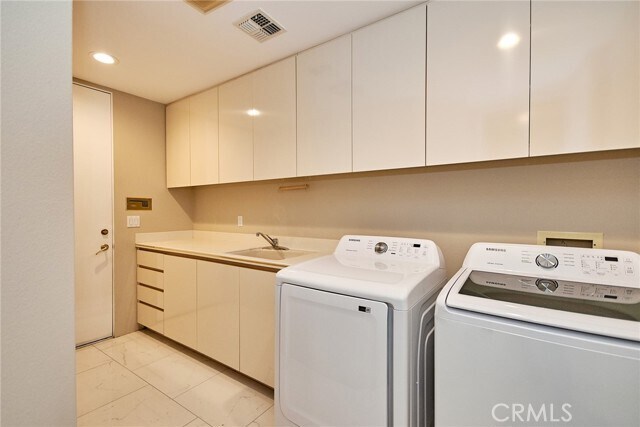 Building Photo - 44980 Olympic Ct