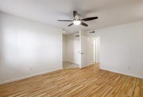 Building Photo - 6910 Hart Ln