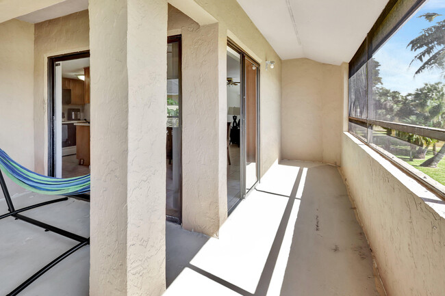 Building Photo - 12621 Westhampton Cir