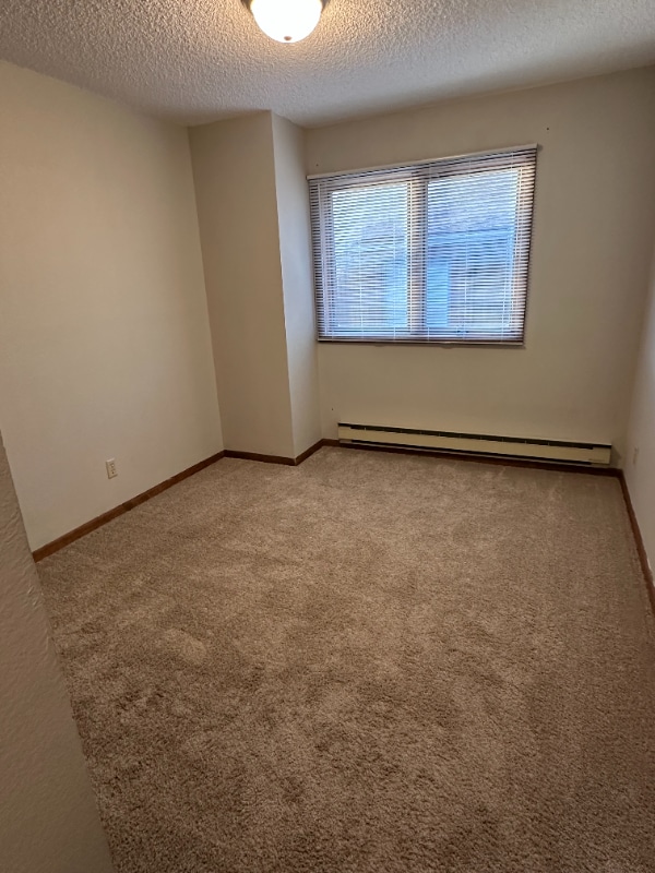 Building Photo - 4207 E Comanche Dr