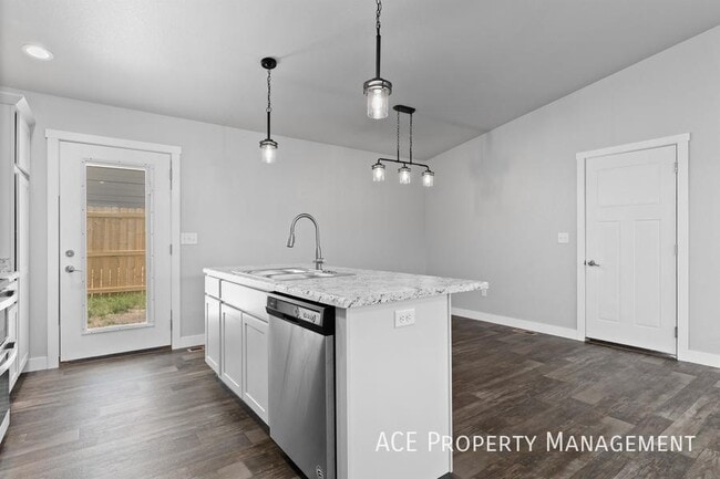 Building Photo - 5319 Coal Bank Dr