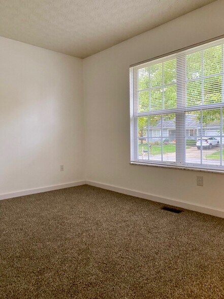 Building Photo - 4964 Abberton Ct