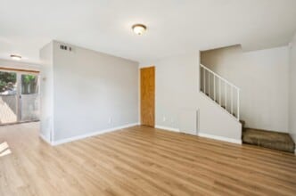 Building Photo - R1845