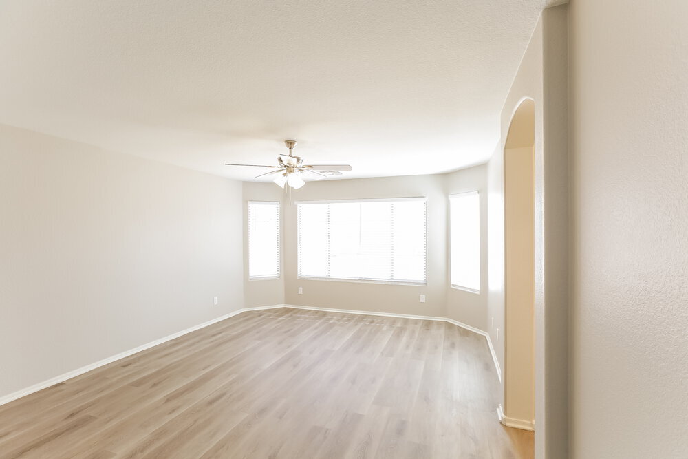 Building Photo - 8156 W Hammond Ln