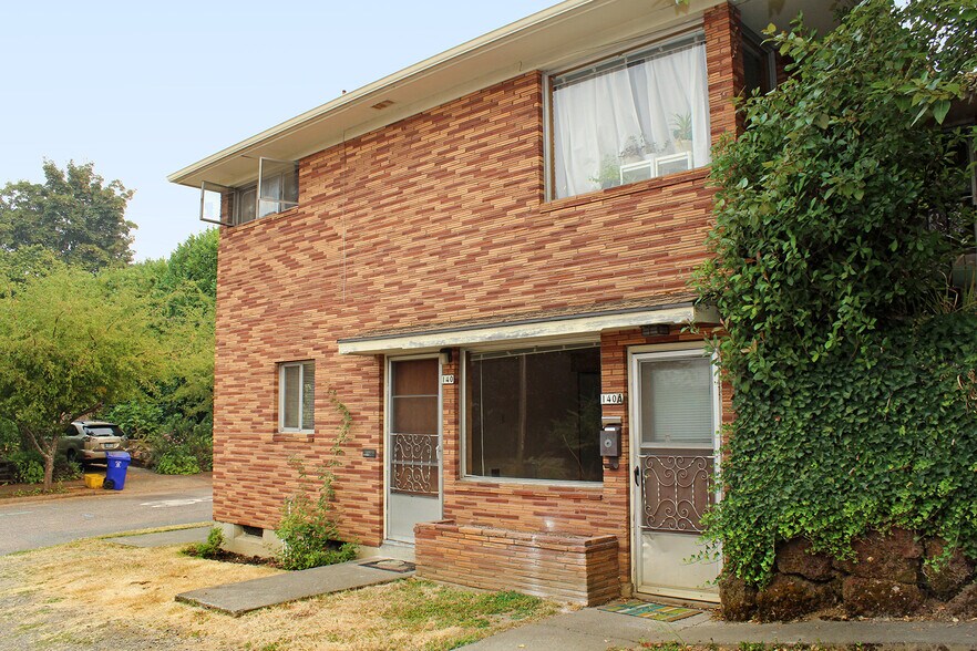 Building Photo - 126-140 NE 59th Avenue