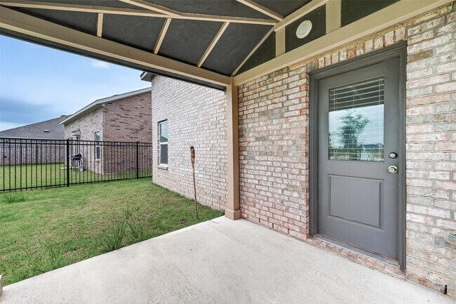Building Photo - 27703 Seascape Vlg Dr