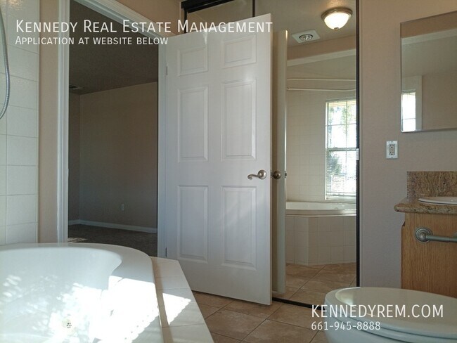 Building Photo - 461 West Avenue K-