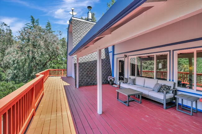 Building Photo - 25600 Soquel San Jose Rd