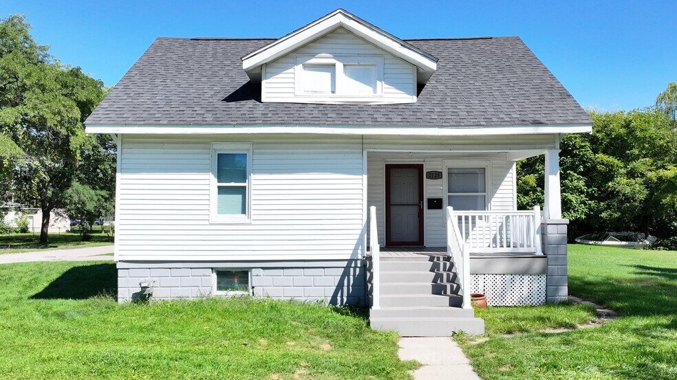 Building Photo - 2128 Fordney St