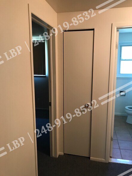 Building Photo - 5925 Inkster Rd