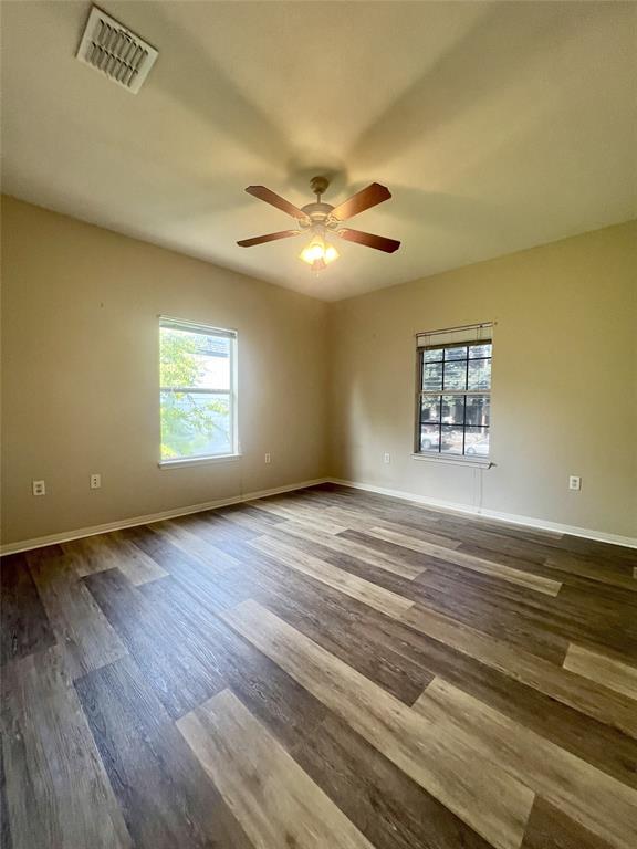 Building Photo - 1307 Walnut Ave