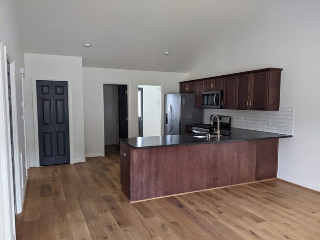 Building Photo - 162 Morgan Pl