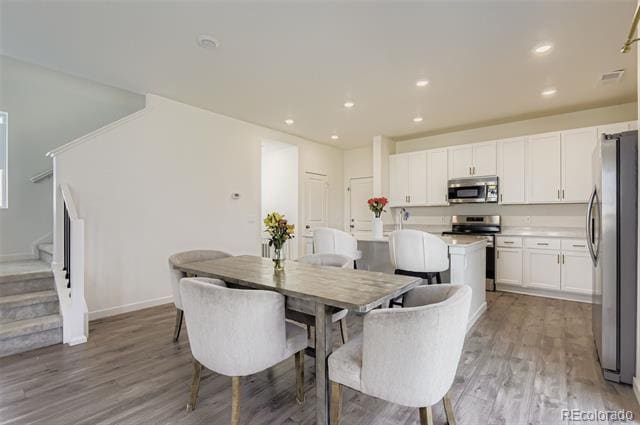 Building Photo - 625 Aspen Ave