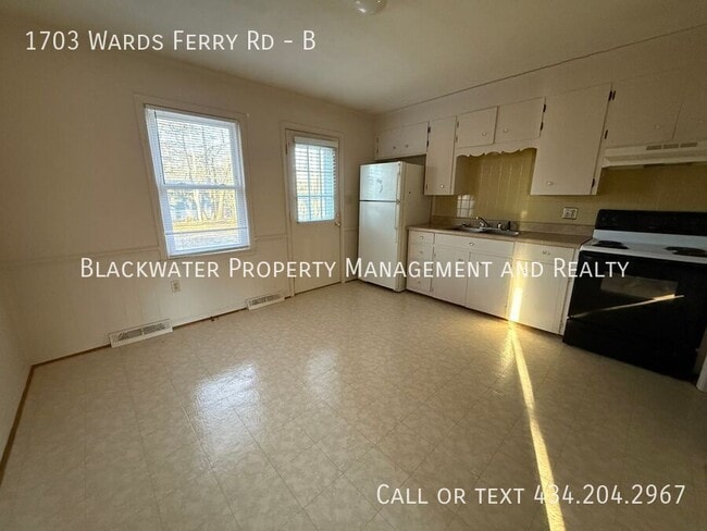 Building Photo - 1703 Wards Ferry Rd