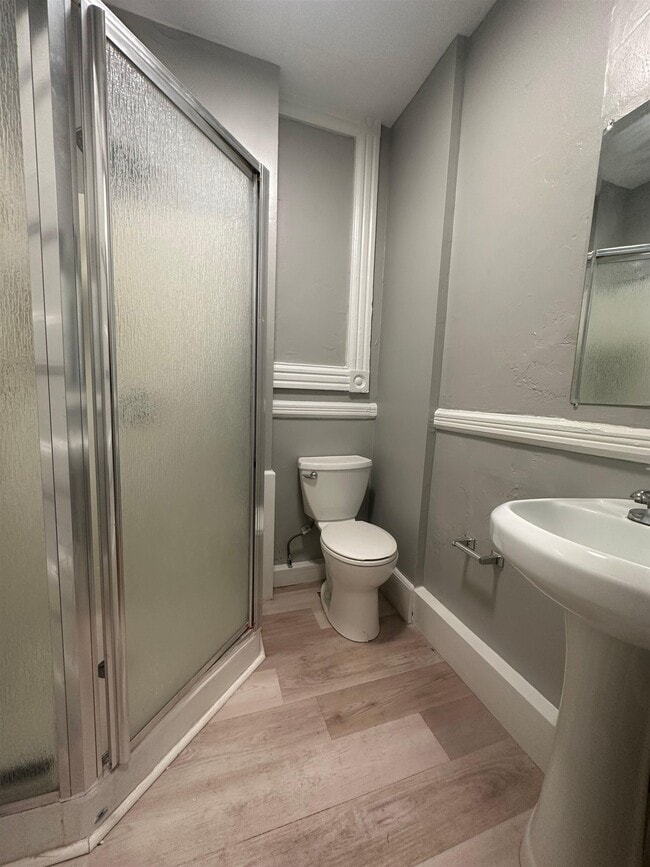 Building Photo - 4 N State St