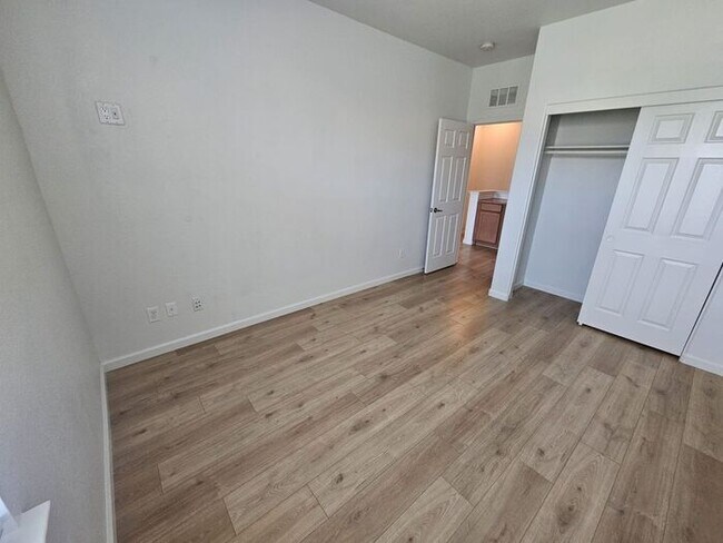 Building Photo - Esplanade At Damonte Ranch Home