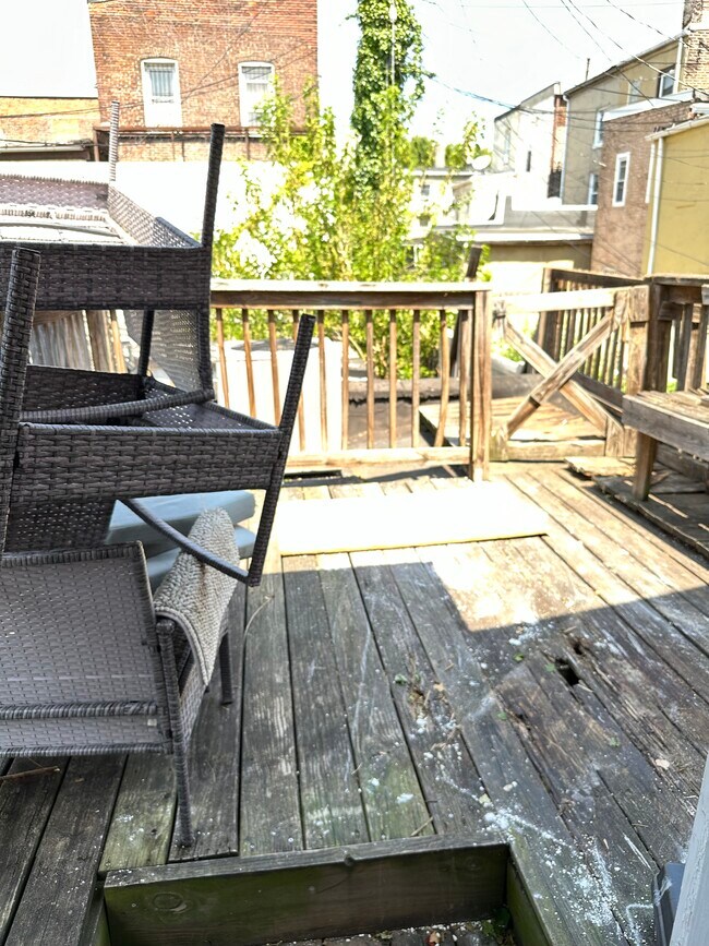 Building Photo - 1742 E Lombard St