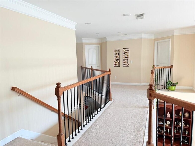 Building Photo - 4415 Highfield Dr
