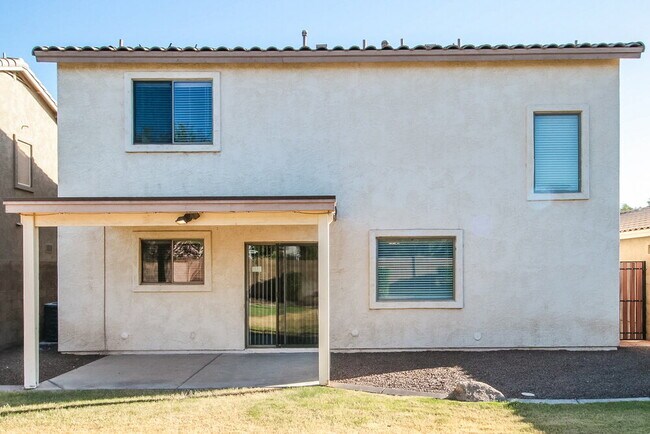 Building Photo - 1726 E Bradstock Way