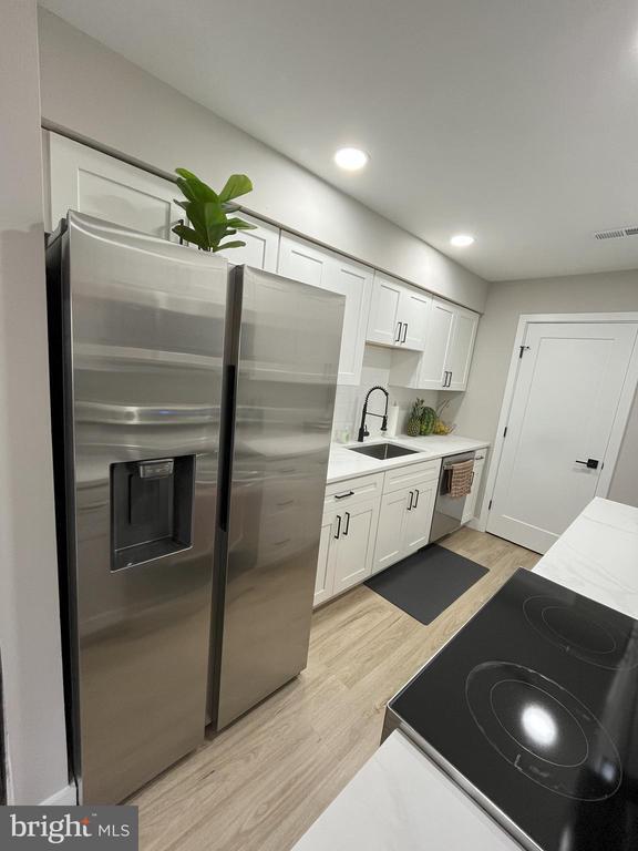 Building Photo - 402 Mulberry Cove