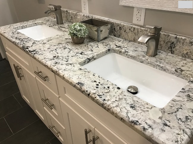 Building Photo - Newly renovated 3BR, 3.5 Bath Ranch with basement