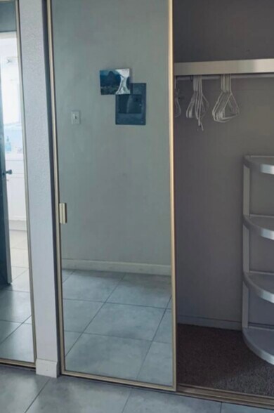 Building Photo - 351 E Thomas Rd