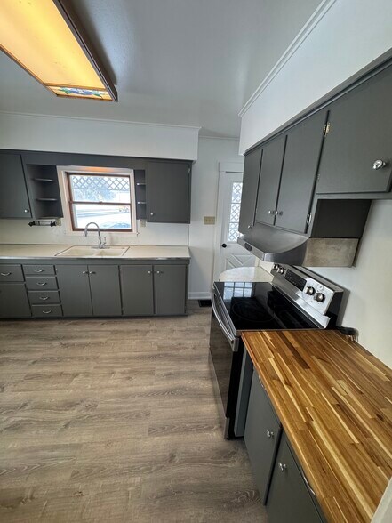 Building Photo - 531 Chicora Rd