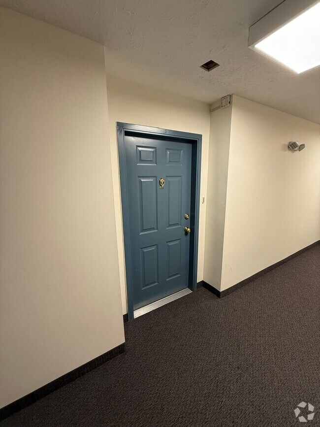 Building Photo - Charming Condo in Gaithersburg, MD