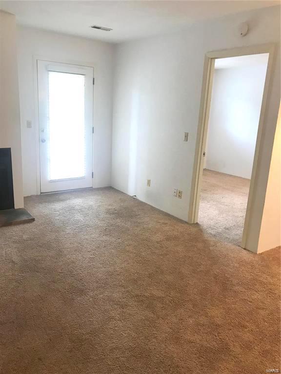 Building Photo - 69 Peachtree Ln