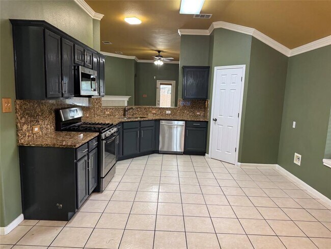 Building Photo - 4128 Veiled Falls Dr