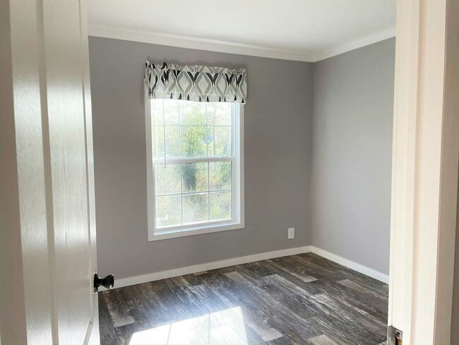 Building Photo - 3056 SW 108th St