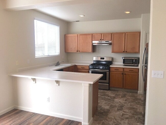 Building Photo - East Sparks House - 3 Bedroom + Loft Two S...
