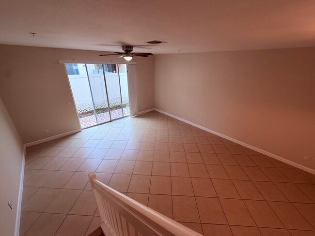 Building Photo - 9491 SW Merlin Ct