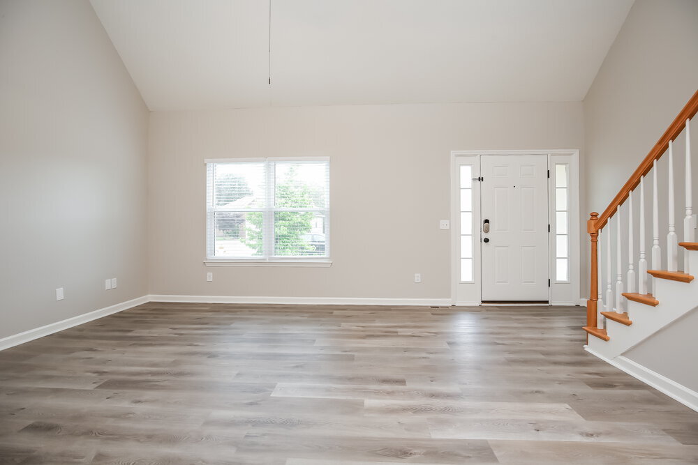 Building Photo - 6628 Shadyview Dr