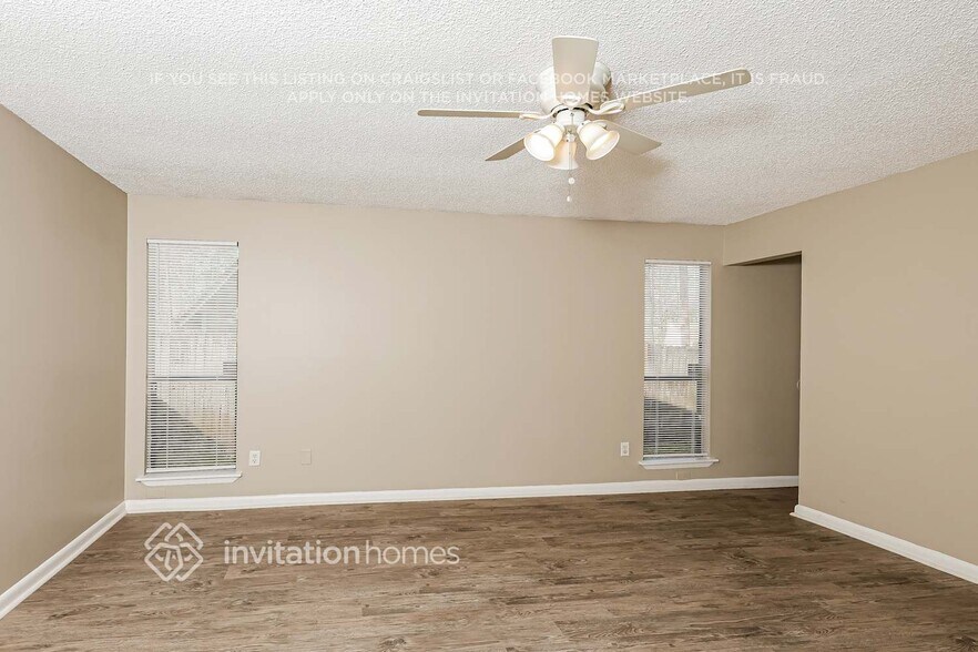 Building Photo - 3381 Maiden Voyage Cir S