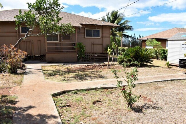 Building Photo - 804 Kialoa St