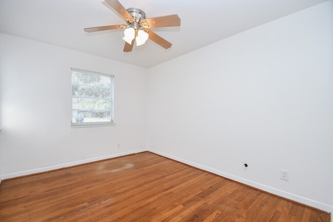 Building Photo - 6602 Housman