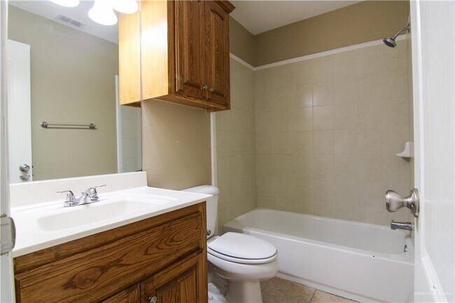 Building Photo - 15 Fourth N St