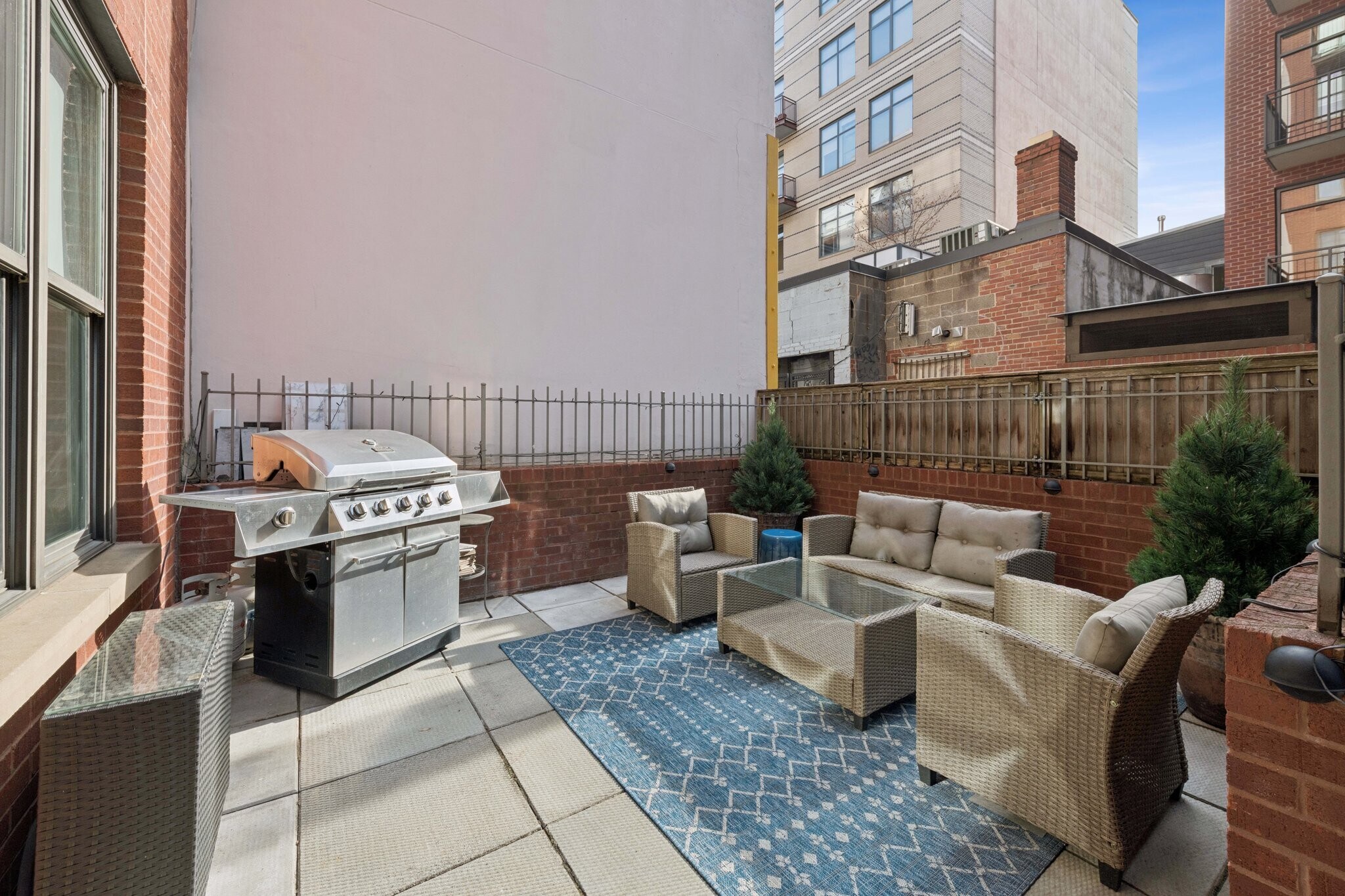 Patio View 2 - 1440 Church St NW