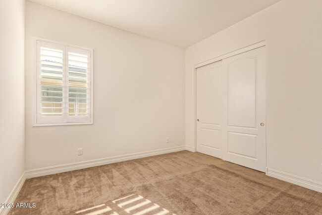 Building Photo - 2065 E Gemini Pl