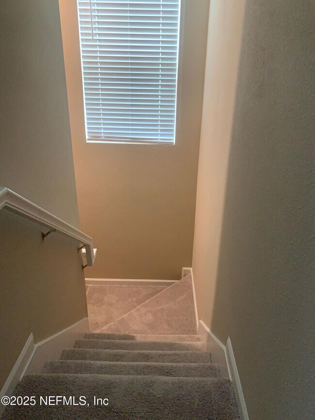 Building Photo - 285 Boracay Cir